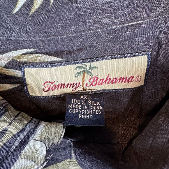 Tommy Bahama Button Up Shirt Men’s XXL Black Palm Beach Hawaiian Silk S/S Camp - Picture 4 of 7